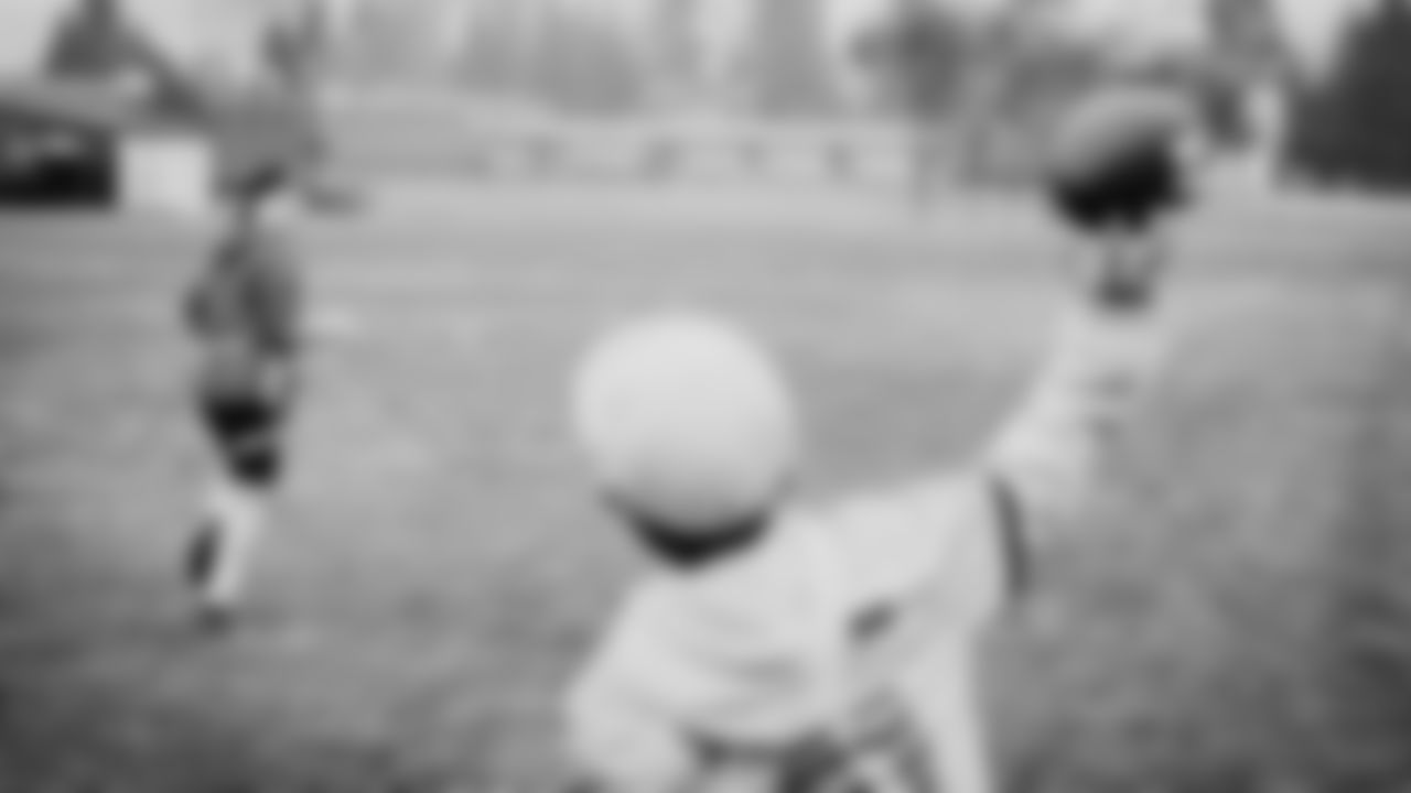 The Seahawks hosted a flag football clinic with NFL FLAG Vancouver at Unwin Park in Surrey, BC on Saturday, November 15, 2025.