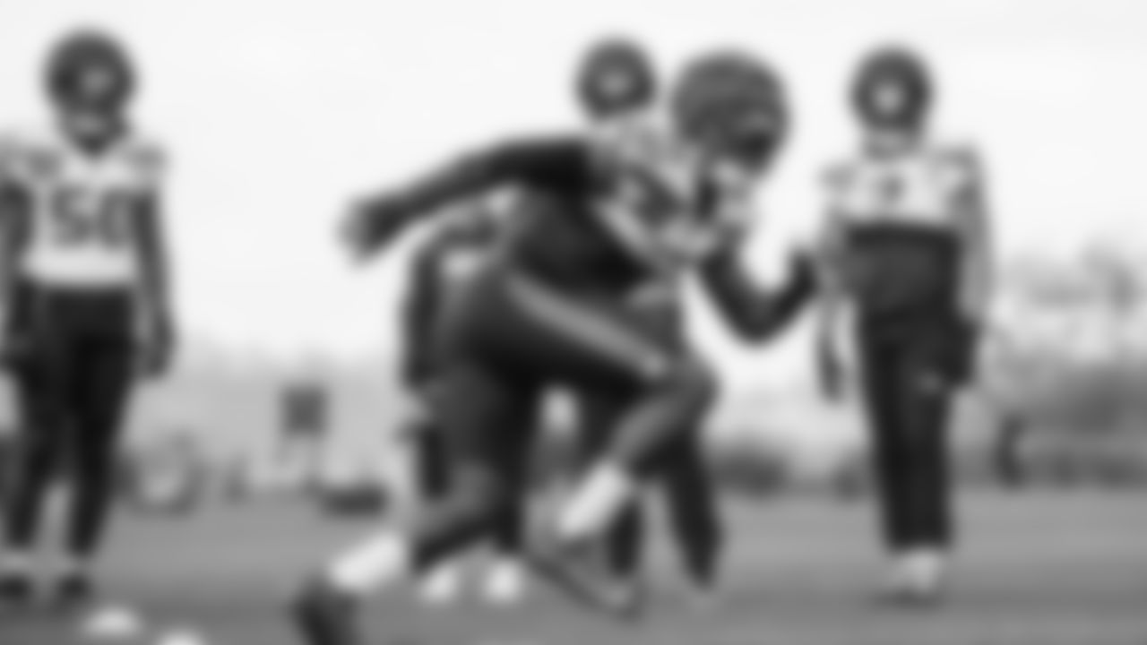 Seahawks linebacker Derick Hall (58) practiced on Wednesday, October 29, 2025 at the Virginia Mason Athletic Center.