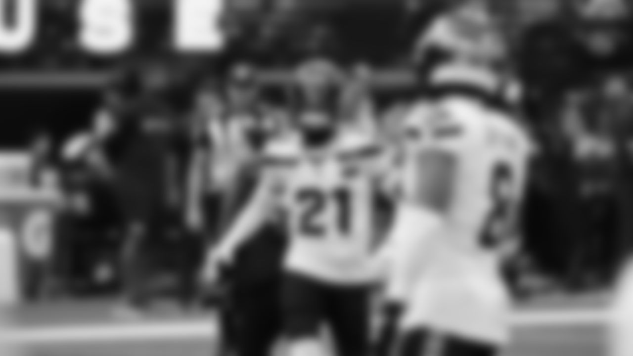 Seahawks cornerback Devon Witherspoon (21) during pregame warmups at SoFi Stadium for the Week 11 matchup at the L.A. Rams.