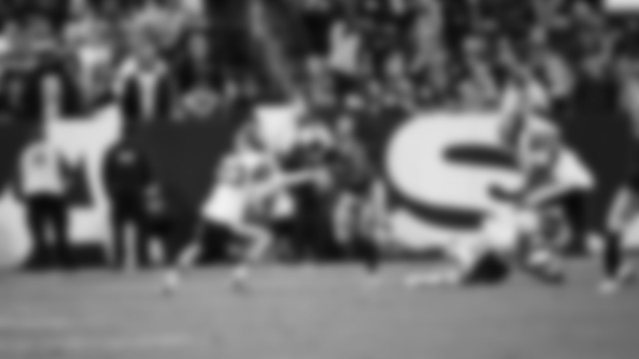 Seattle Seahawks at Washington Commanders for a week 9 throwback matchup on Nov 2, 2025