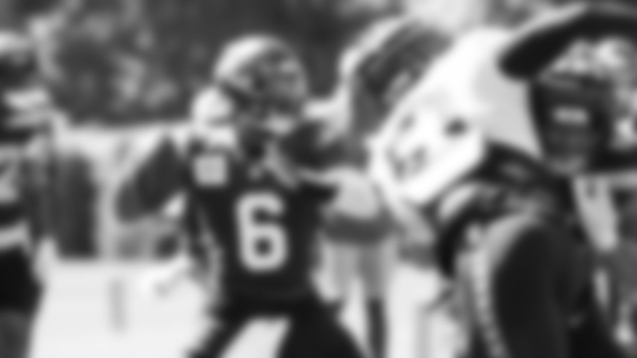 Seahawks quarterback Jalen Milroe (6) practiced on August 12, 2025 at the Virginia Mason Athletic Center.
