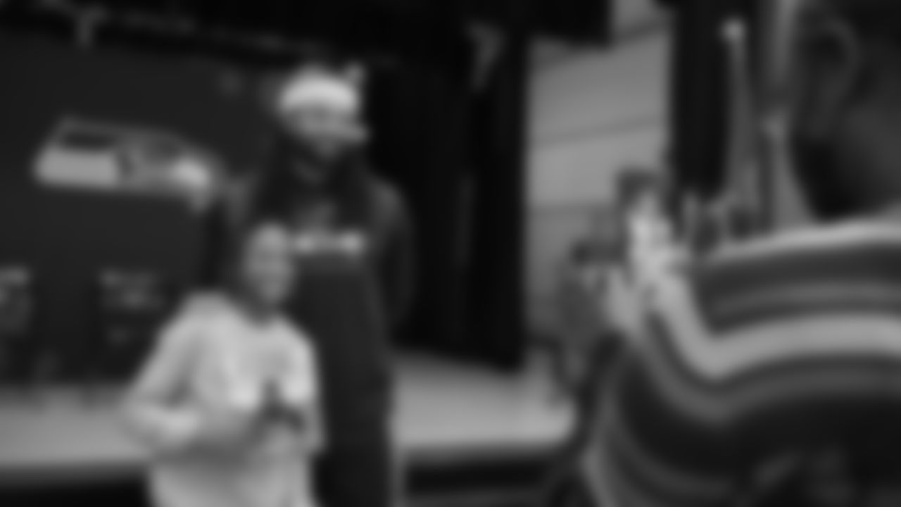 The Seattle Seahawks visited Rainier View Elementary with special appearances from Seahawk Dancers and Legend Garry Gilliam on December 11, 2025.