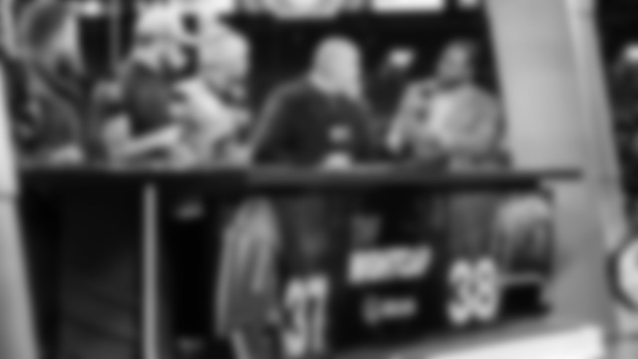 Seahawks Legend Richard Sherman asks questions to Sam Darnold and Jaxon Smith-Njigba on the Thursday Night Football set after the game.