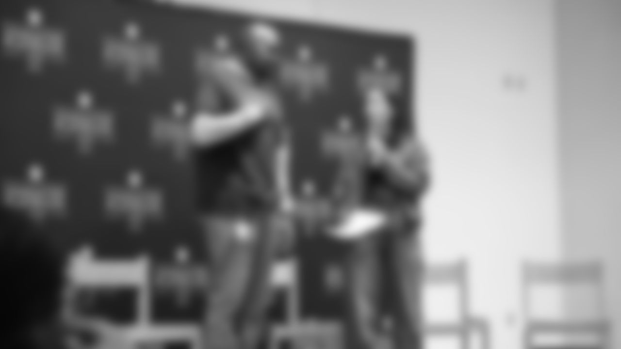 The Seahawks teamed up with EVERFI for a morning learning about mental health with students at Showalter Middle School on October 30, 2025.