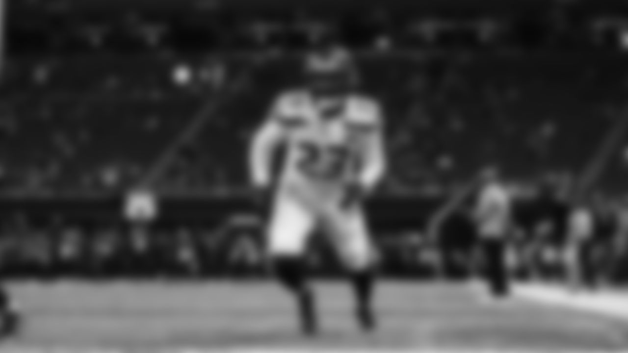 Seahawks safety D'Anthony Bell (23) warms up at Mercedes-Benz Stadium for the Week 14 matchup vs. the Atlanta Falcons.