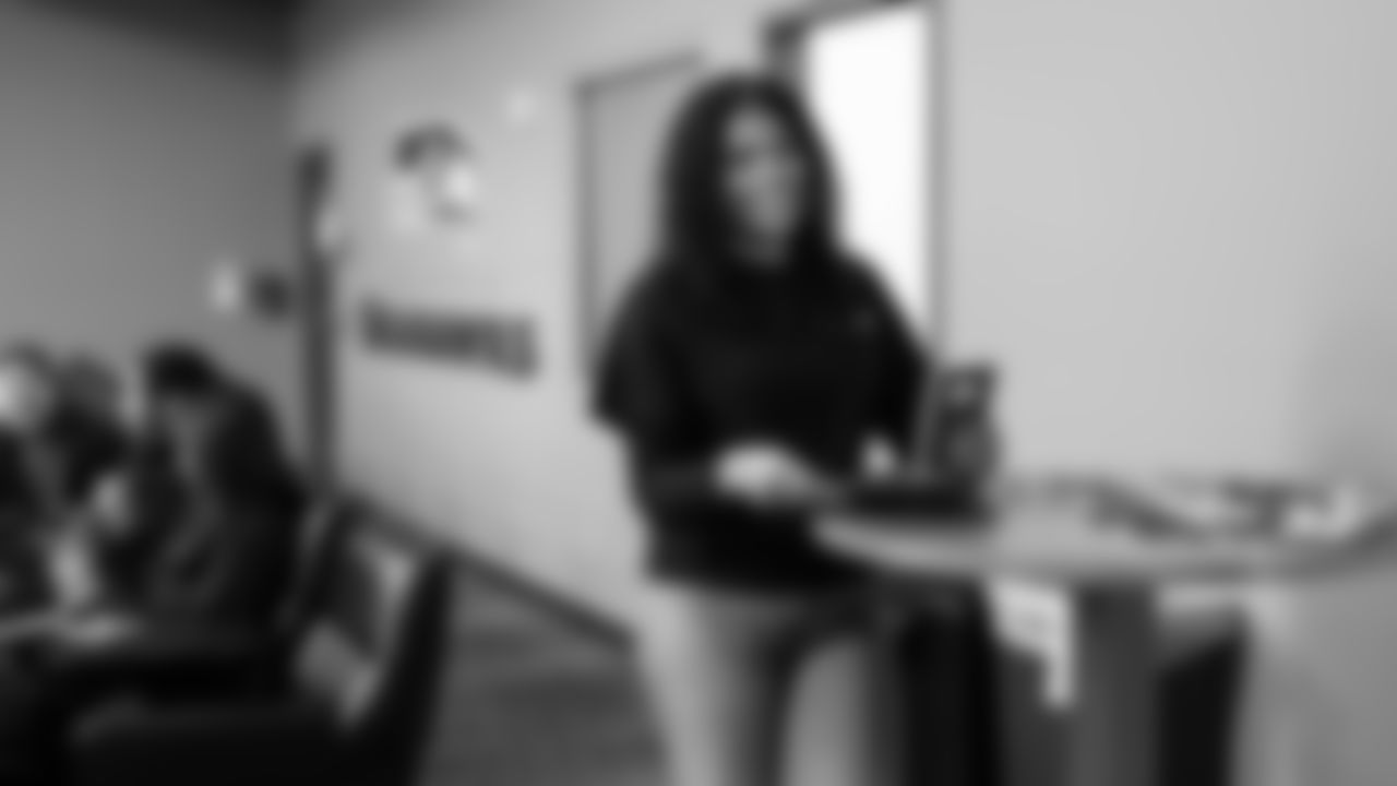 On February 19, ONYX, the Seahawks Black Employee Resource Group, in partnership with the DEI team, hosted its 2nd annual Black History Month celebration, 50 Years Strong: Celebrating Black Excellence & the Seahawks Legacy, at the Virginia Mason Athletic Center.