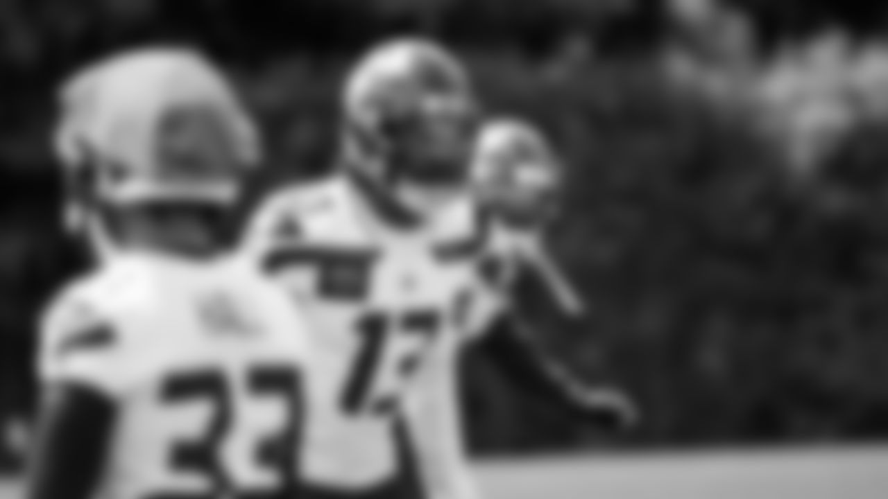 Seahawks linebacker Ernest Jones IV (13) participated in a workout on day five of OTAs on Wednesday, June 4, 2025 at the Virginia Mason Athletic Center.