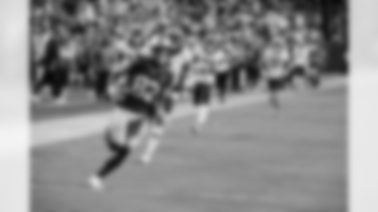 Seattle Seahawks at Washington Commanders for a week 9 throwback matchup on Nov 2, 2025