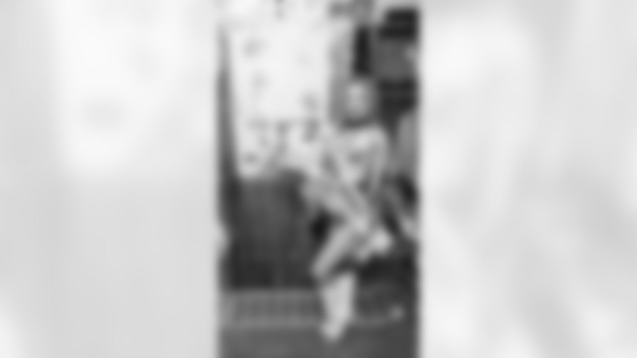 Congrats to Seahawks Pro Bowl Cheerleader, Ashli! Ashli was selected for the 2026 Pro Bowl and was recognized during Week 16 vs. the Los Angeles Rams on December 18, 2025 at Lumen Field.