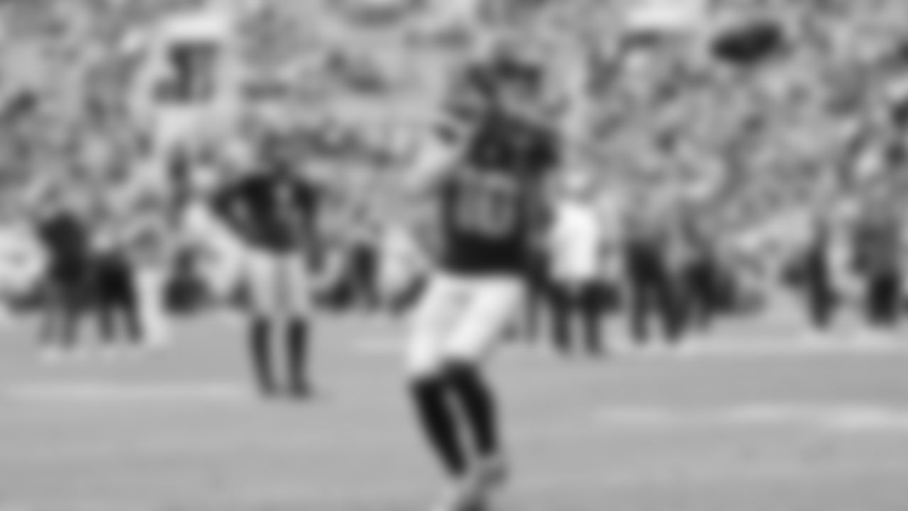 Seahawks wide receiver Cooper Kupp (10) warms up at Lambeau Field for the preseason Week 3 matchup vs. the Green Bay Packers.