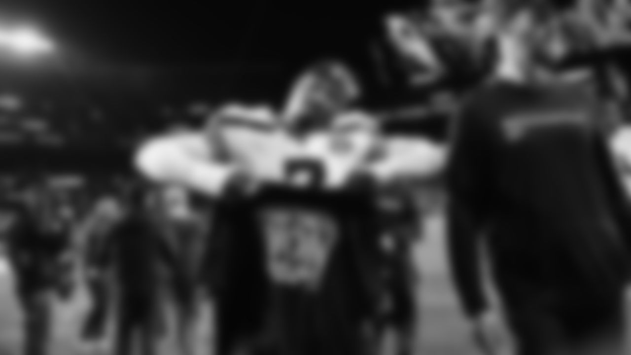 The Seahawks celebrated the win vs. the 49ers at Levi's Stadium in Week 18.