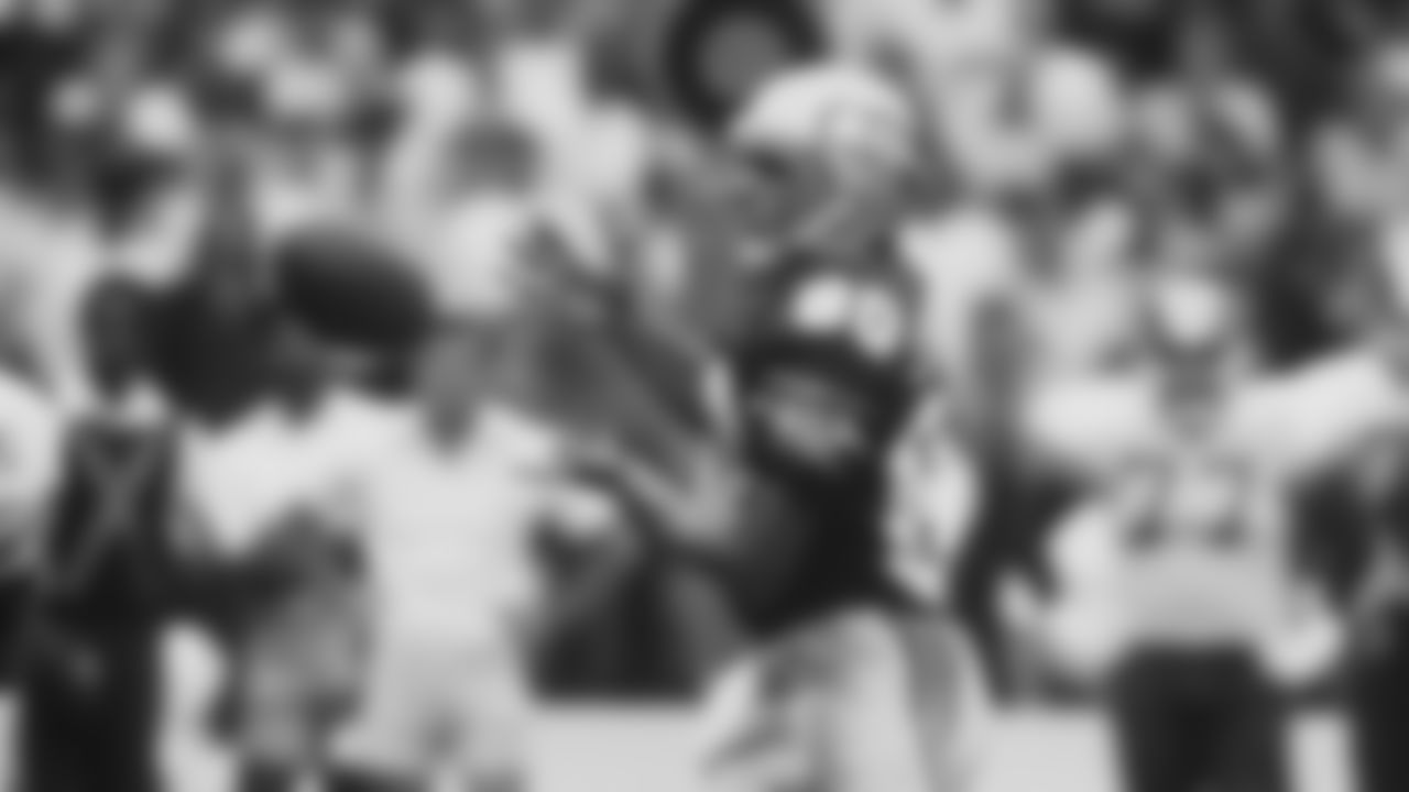 WR Steve Largent 1976-1989