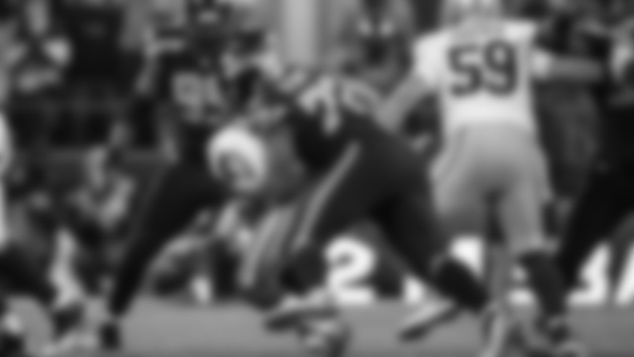 DE Michael Bennett 2013-2017