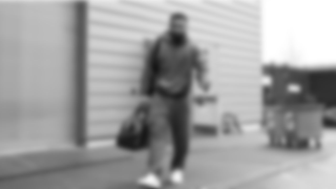 Seahawks safety Julian Love (20) departed the Virginia Mason Athletic Center on Saturday, November 15, 2025 for the Week 11 trip to Los Angeles.