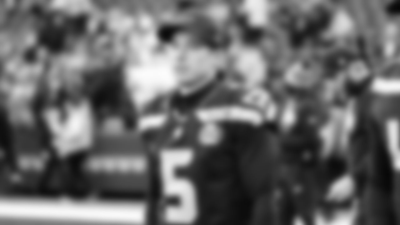 Seahawks kicker Jason Myers (5)  warms up at Lumen Field for the NFC Championship game vs. the Los Angeles Rams on Sunday, January 25, 2026.