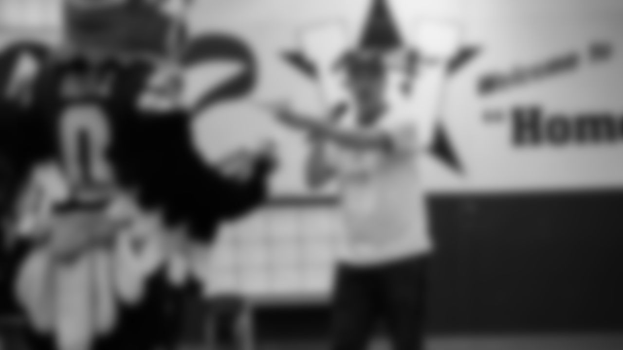 The Seahawks, Safeway, Delta Air Lines, Coca-Cola, and Head & Shoulders surprised Washington High School with a grant to support their girls flag football program on Tuesday, November 25, 2025.