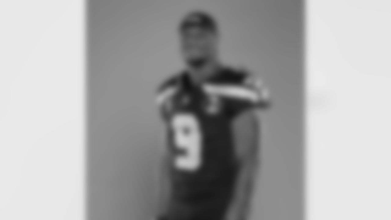 Seahawks running back Kenneth Walker III (9).