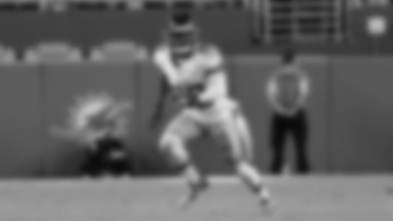Tennessee Titans safety Quandre Diggs (28) runs toward the play during an NFL football game against the Miami Dolphins, Monday, Sept. 30, 2024, in Miami Gardens, Fla. The Titans defeated the Dolphins 31-12. (Margaret Bowles via AP)