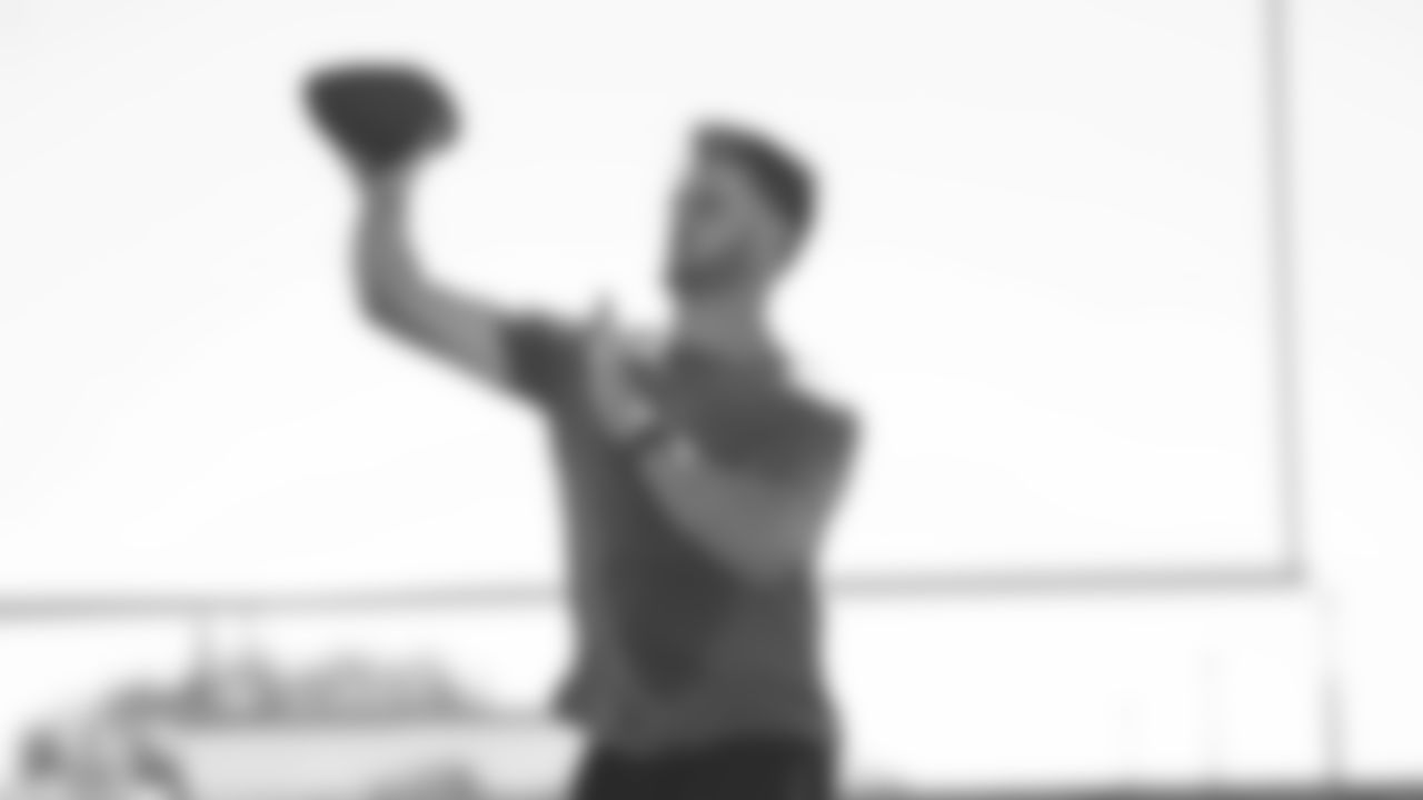 Seahawks quarterback Sam Darnold (14) participated in an off-site workout.