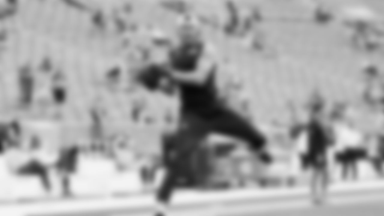 Seahawks wide receiver Jake Bobo (19) warms up at Lambeau Field for the preseason Week 3 matchup vs. the Green Bay Packers.