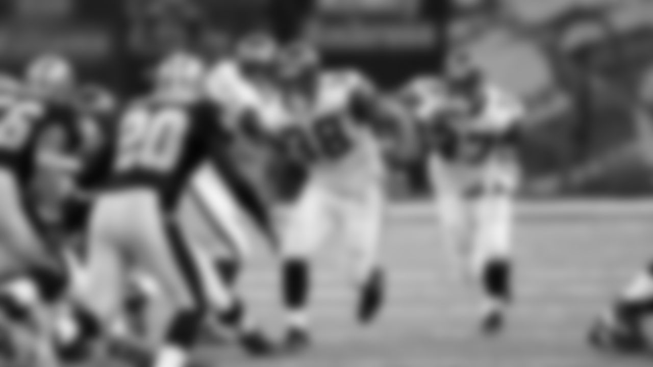 Strong_Mack-20040912_13-02-25_1227