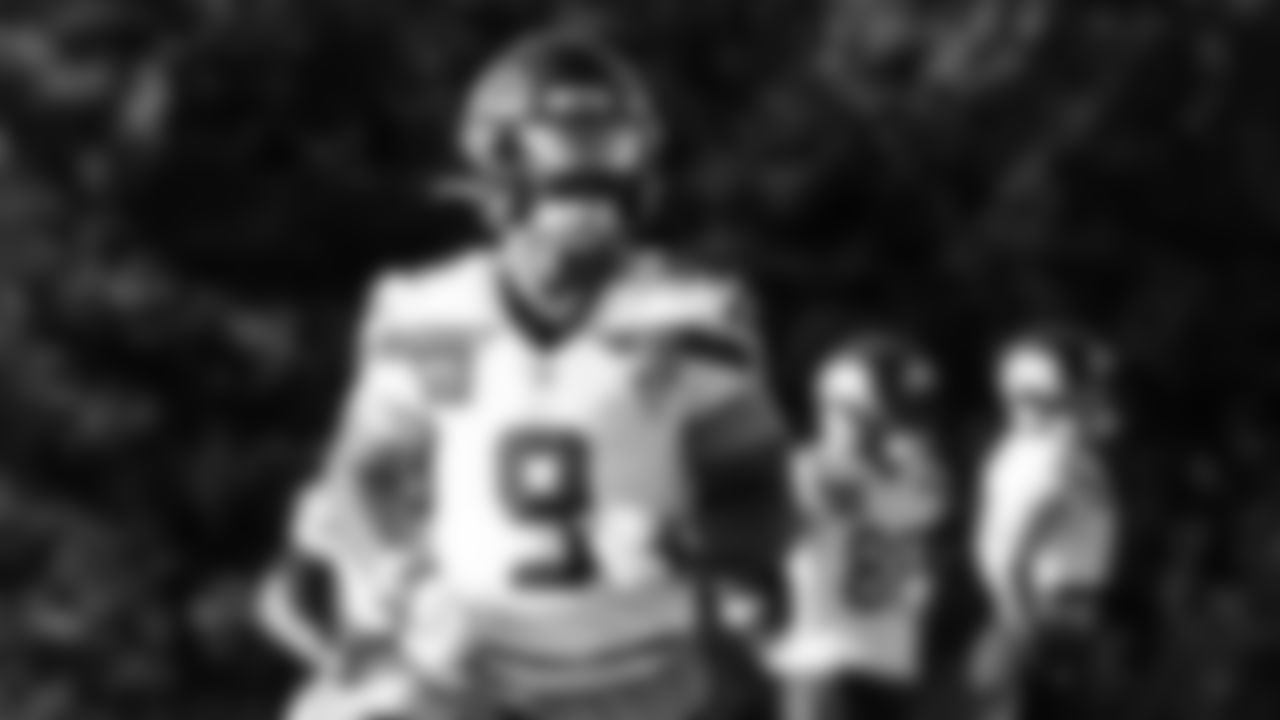 Seahawks running back Kenneth Walker III (9) practiced on Wednesday, November 19 at the Virginia Mason Athletic Center.