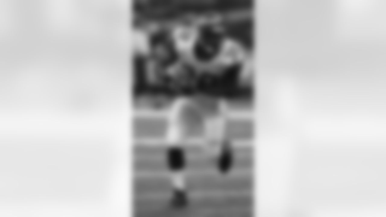 Strong_Mack-20050812_17-08-49_2679