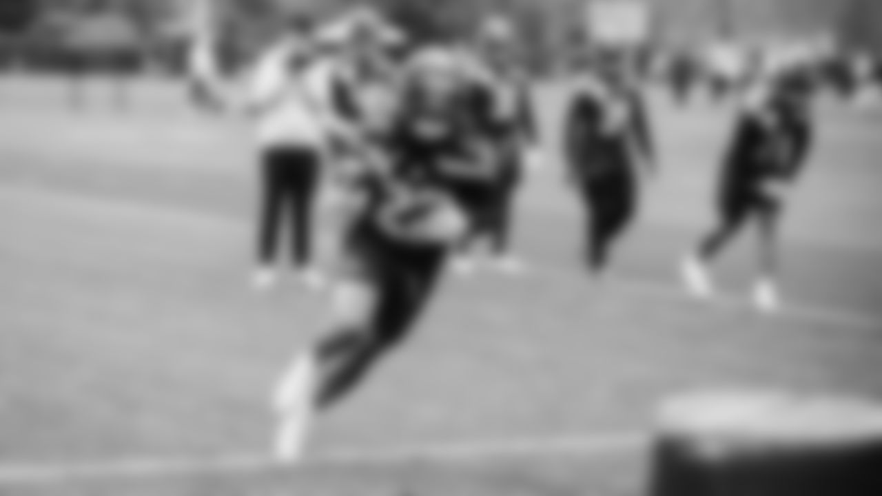 Running back Damien Martinez (22) practiced on day two of rookie minicamp on May 3, 2025 at the Virginia Mason Athletic Center.