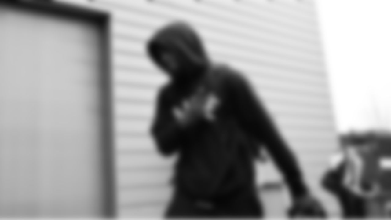 Seahawks cornerback Devon Witherspoon (21) departed the Virginia Mason Athletic Center on Saturday, November 15, 2025 for the Week 11 trip to Los Angeles.