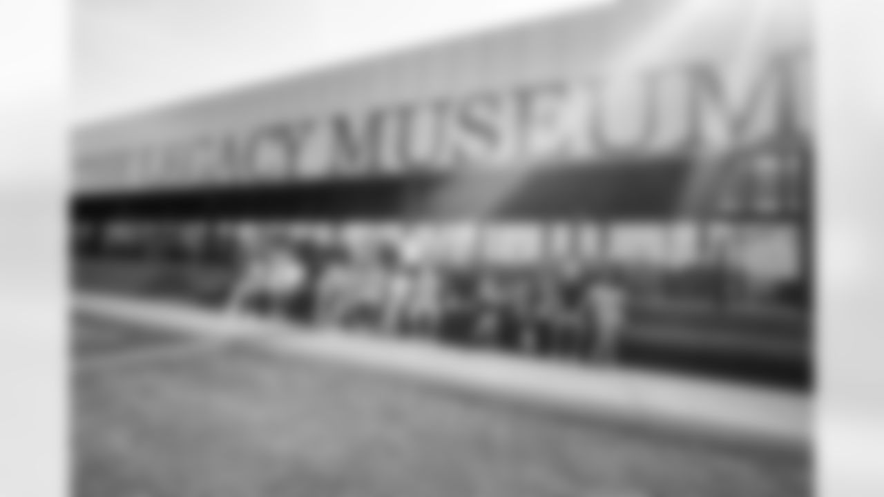 The Seattle Seahawks partnered with the Institute for Common Power to send members of their organization on the Truth and Purpose Learning Tour—a transformative, weeklong journey through the South to deepen their understanding of Black history in America. Participants visited historic sites and met Civil Rights leaders who helped shape the movement.