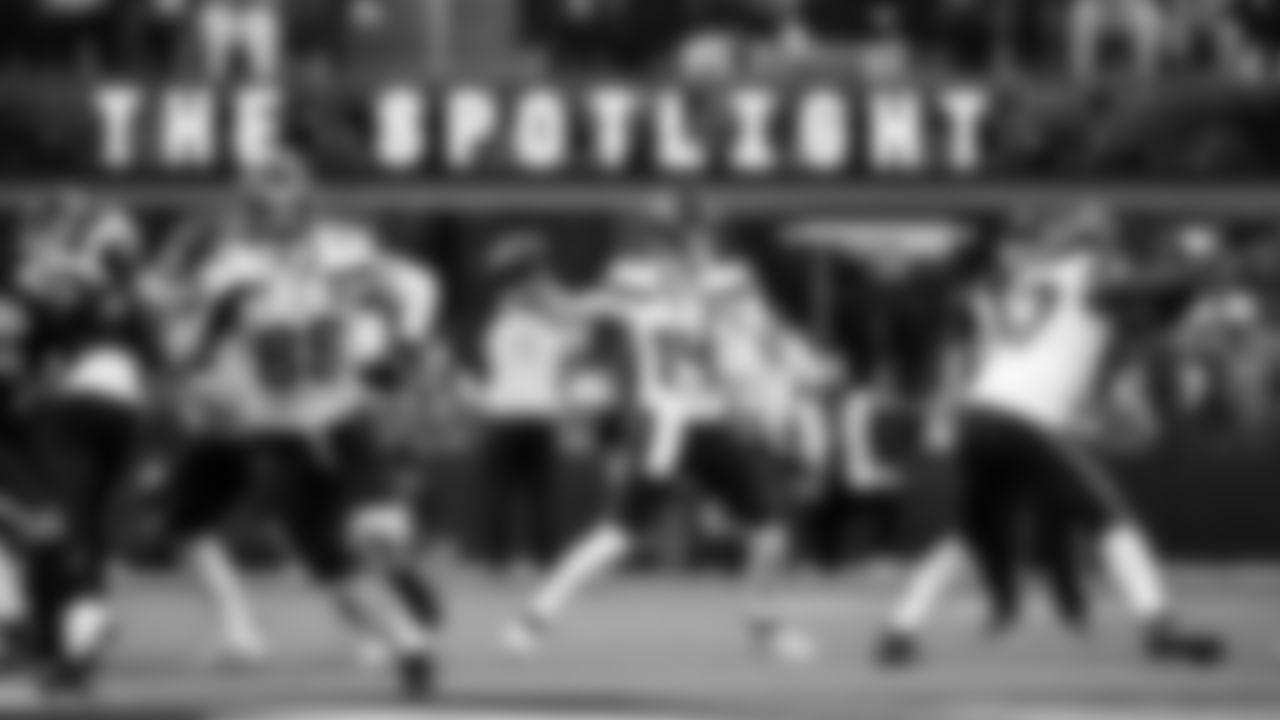 Seahawks at Rams on November 16, 2025