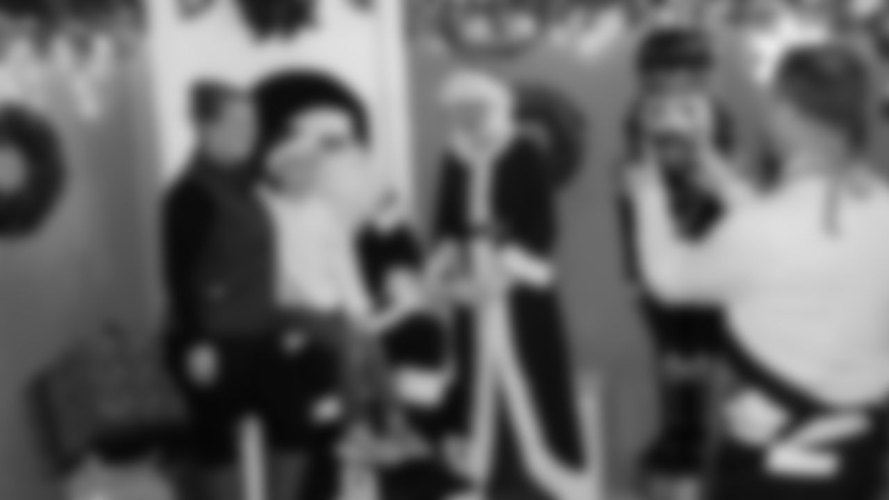 The Seahawks and Delta Air Lines hosted the annual Holiday in the Hangar event on December 2, 2025 to spread holiday cheer.