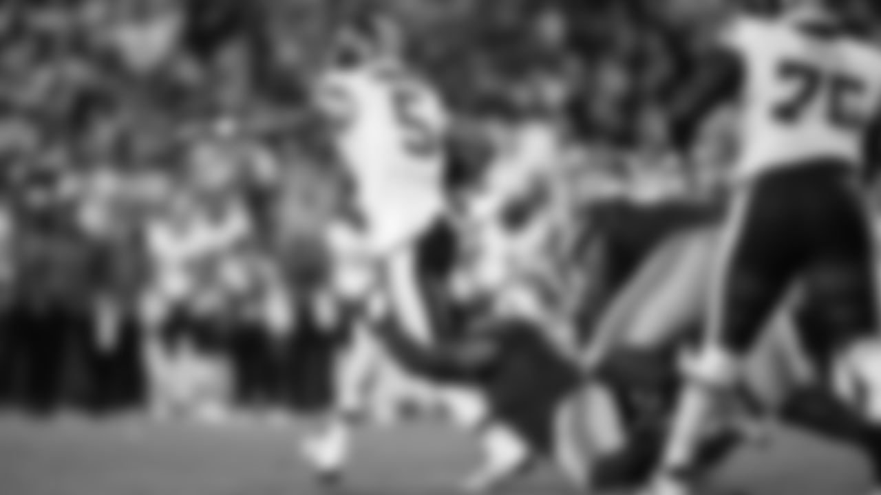 Seattle Seahawks at Washington Commanders for a week 9 throwback matchup on Nov 2, 2025