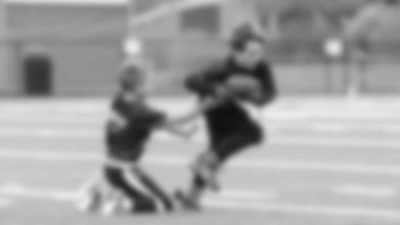 The Seahawks had another round of surprise game day visits at three Seahawks Flag Football League locations on Sunday, October 12th, 2025