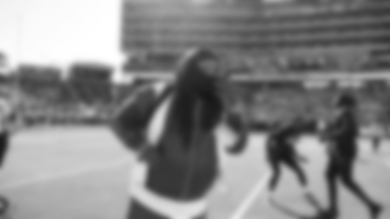 Super Bowl LX Warmups-20260208_22-22-46_6644