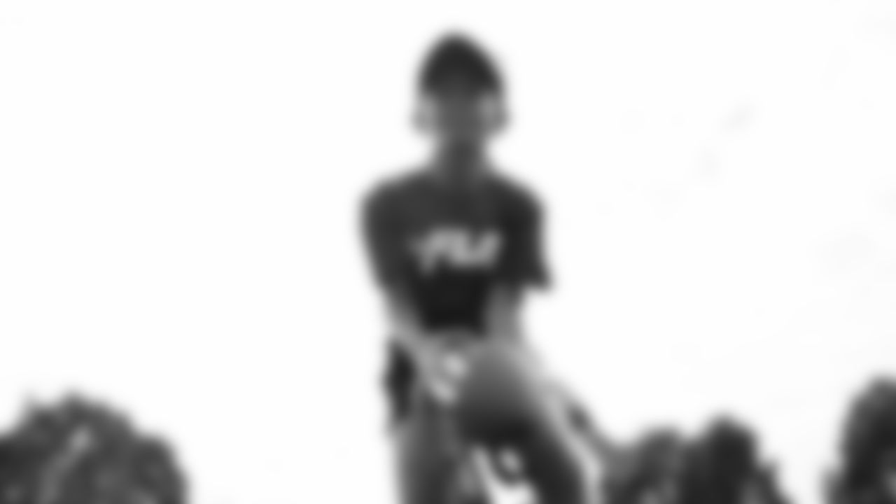 The Seahawks hosted a Seahawks Flag Football camp in Sydney, Australia where local kids had the opportunity to compete alongside Seahawks Legend Cliff Avril.