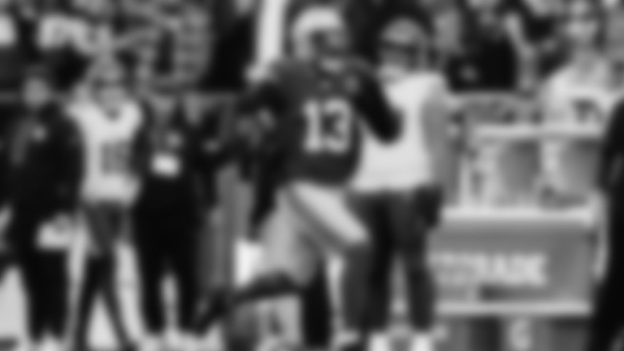 Seahawks linebacker Ernest Jones IV (13) vs. the Minnesota Vikings in Week 13.