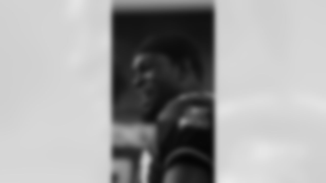 WR Darrell Jackson 2000-2006