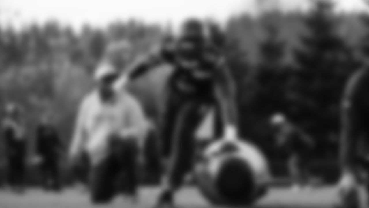 Seahawks defensive end DeMarcus Lawrence (0) practiced on Thursday, November 20 at the Virginia Mason Athletic Center.