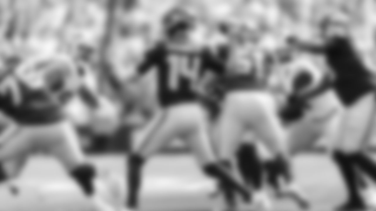 Seahawks quarterback Sam Darnold (14) vs. the San Francisco 49ers in Week 1.