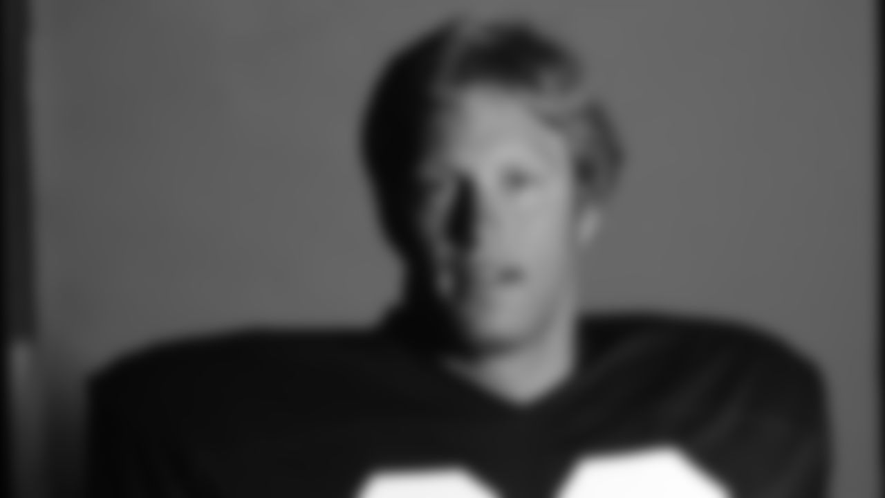 The Seahawks drafted Idaho defensive end Mark McNeal with the 153rd overall pick in the 6th round of the 1980 NFL Draft.