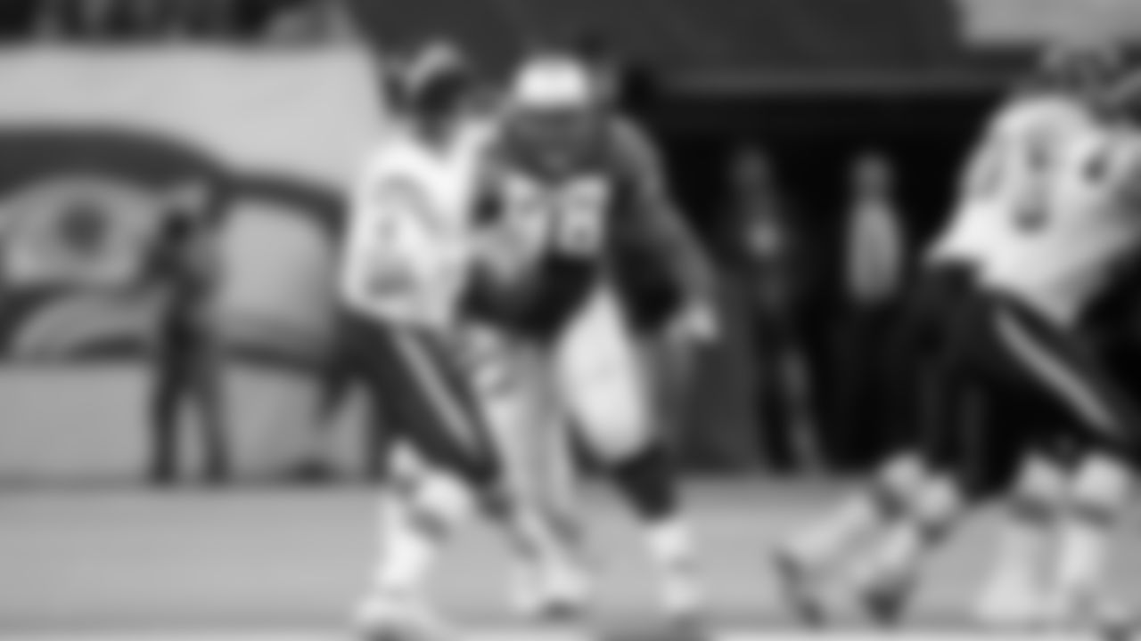98 - DT Sam Adams (1994-1999)