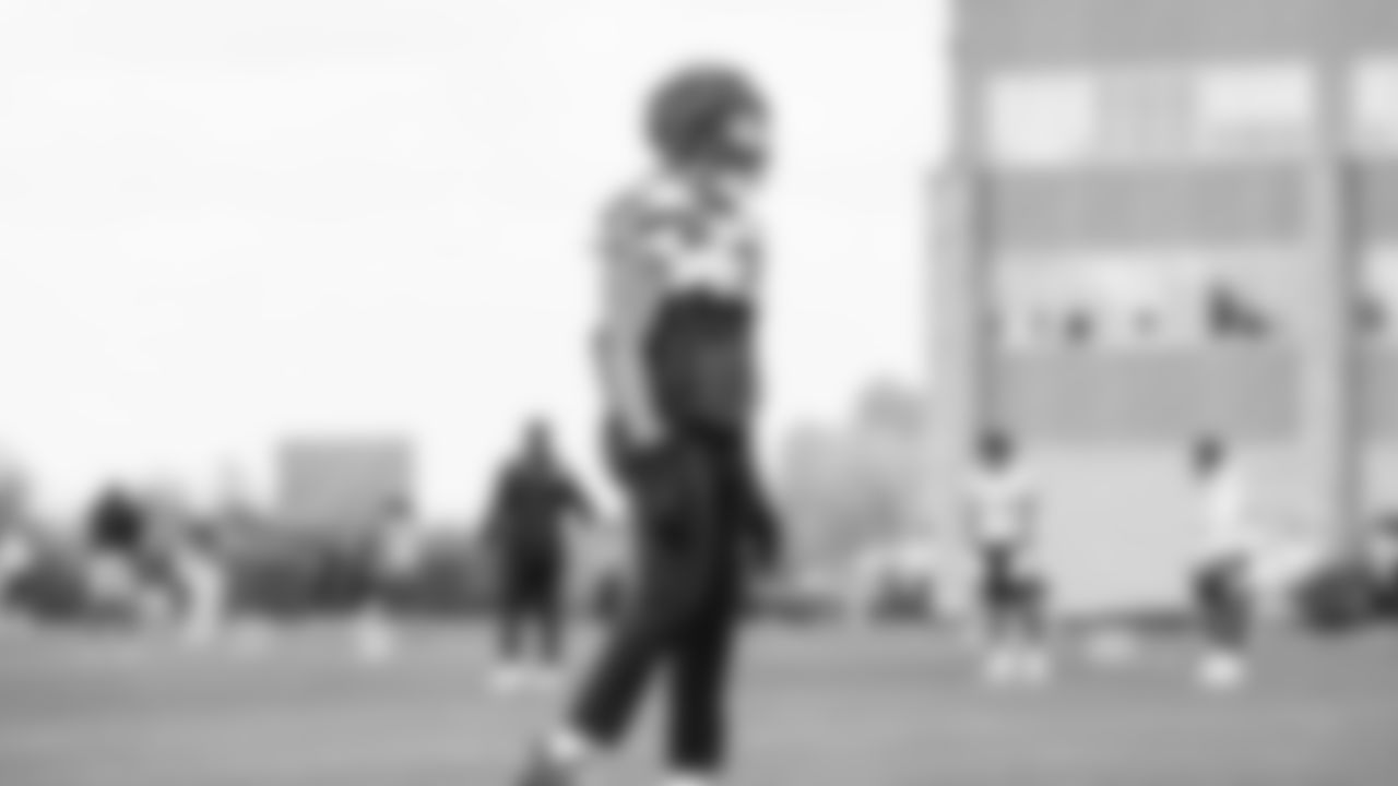 Seahawks linebacker Uchenna Nwosu (7) practiced on Wednesday, October 29, 2025 at the Virginia Mason Athletic Center.