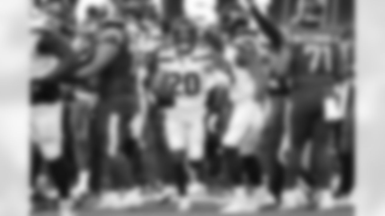 Seahawks free safety Julian Love (20) at the Week 18 matchup against the Los Angeles Rams at SoFi Stadium on Sunday, January 5, 2025.