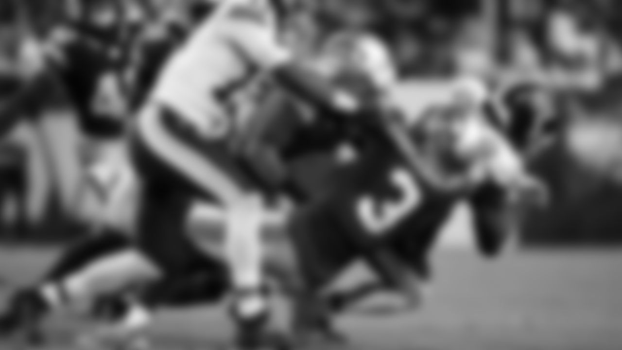 Seattle Seahawks at Washington Commanders for a week 9 throwback matchup on Nov 2, 2025