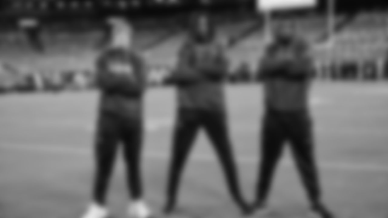 Seahawks safety Ty Okada (39), cornerback Riq Woolen (27) and cornerback Devon Witherspoon (21) warms up at Northwest Stadium for the Sunday Night Football matchup at the Washington Commanders in Week 9.