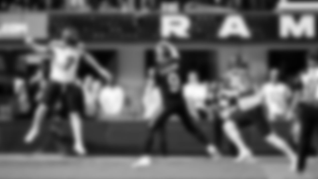 Seahawks at Rams on November 16, 2025