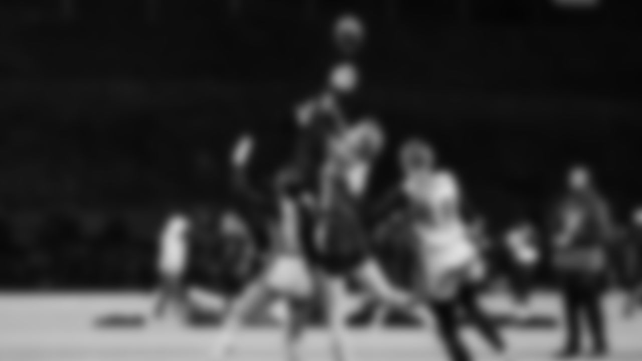 The Seahawks visited Everett Memorial Stadium on Wednesday, January 7, 2026 with Seahawks Legend Garry Gilliam for the third Girls Flag Takeover of the season featuring varsity games between Ferndale High School vs. Monroe High School and Squalicum High School vs. Jackson High School.