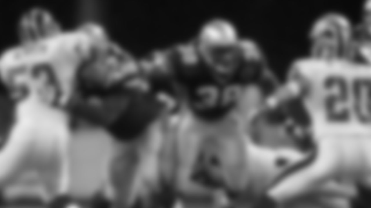 Strong_Mack-20001223_21-28-13_3528