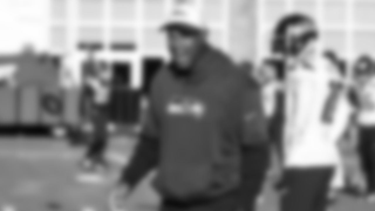 Seahawks assistant head coach Leslie Frazier at practice on Wednesday, November 19 at the Virginia Mason Athletic Center.